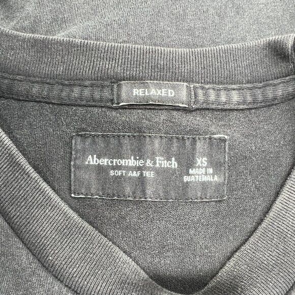 Abercrombie & Fitch Wu-Tang Shirt Men's Size XS Grey Soft Graphic Tee T-Shirt - Picture 8 of 10